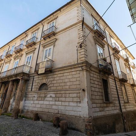 Dimora Storica Giostra Vecchia - Palazzo Grisolia 1809 Cosenza Zewnętrze zdjęcie